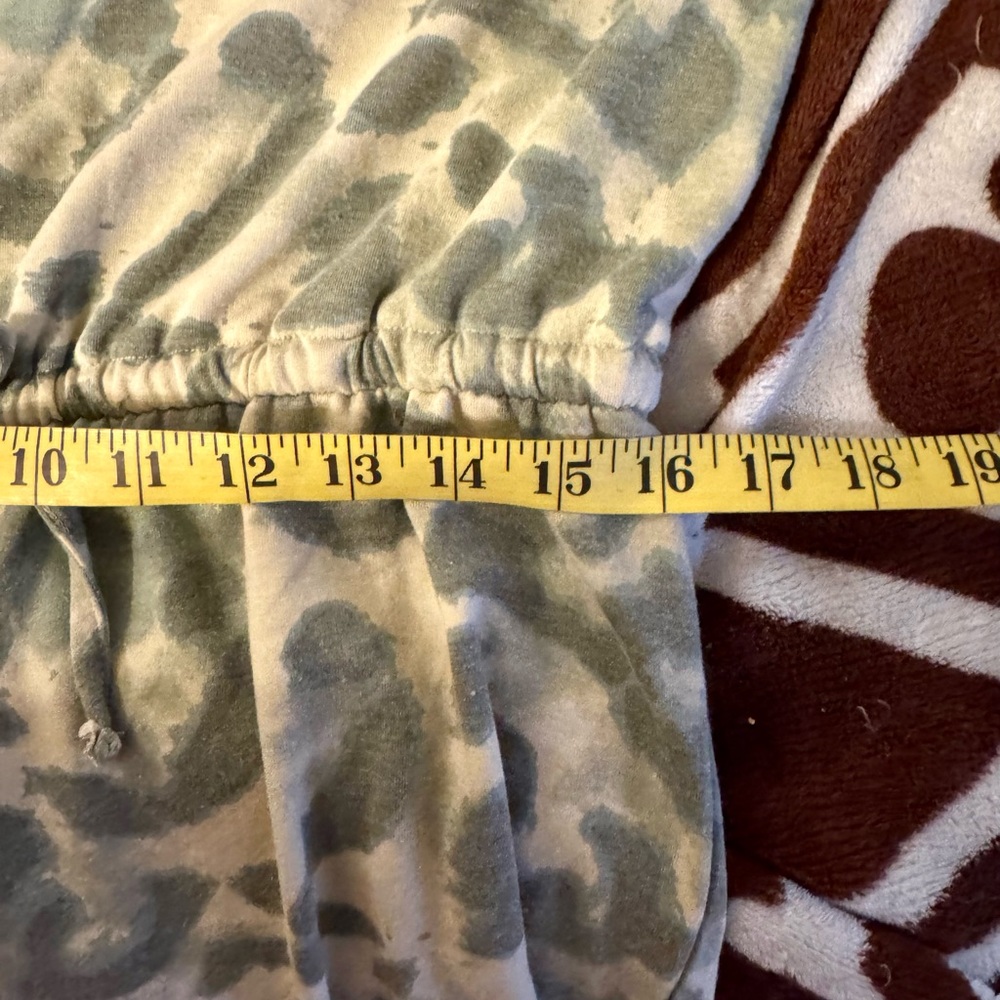 Stylish Camouflage Animal print Print Romper Size M NWOT - Picture 6 of 10